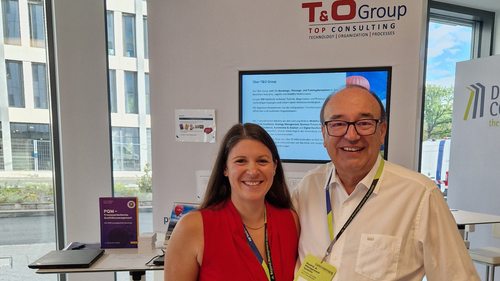 Julia Steiner und Christian Völk von T&O Group auf der Fachkonferenz Beyond in Frankfurt.